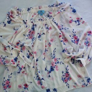 CECE Blouse Top WHITE w/Pink & Blue Floral Pattern NEW Sz MED
